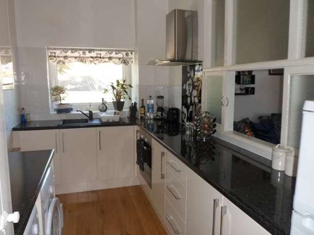  Image of 2 bedroom Apartment for sale in Wessiters Seaton EX12 at Wessiters  Seaton, EX12 2PL