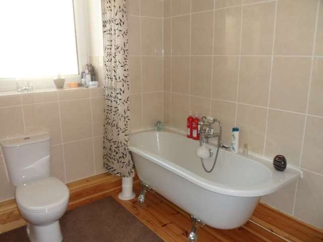  Image of 2 bedroom Apartment for sale in Wessiters Seaton EX12 at Wessiters  Seaton, EX12 2PL
