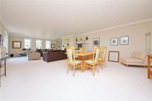  Image of 3 bedroom Apartment for sale in Broadfield Way Aldenham Watford WD25 at Broadfield Way Watford Letchmore Heath, WD25 8DF