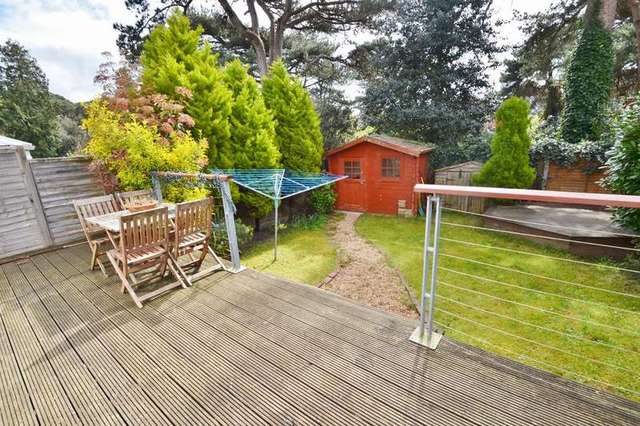  Image of 1 bedroom Flat to rent in Alumdale Road Westbourne Bournemouth BH4 at Bournemouth, BH4 8HX