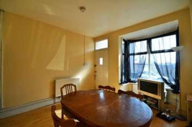  Image of 3 bedroom Terraced house for sale in Westfield Road Bearwood Smethwick B67 at Westfield Road  Smethwick, B67 6AW