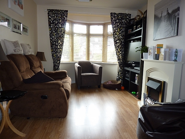 Image of 3 bedroom Terraced house to rent in Westmount Road London SE9 at Eltham  London, SE9 1NL