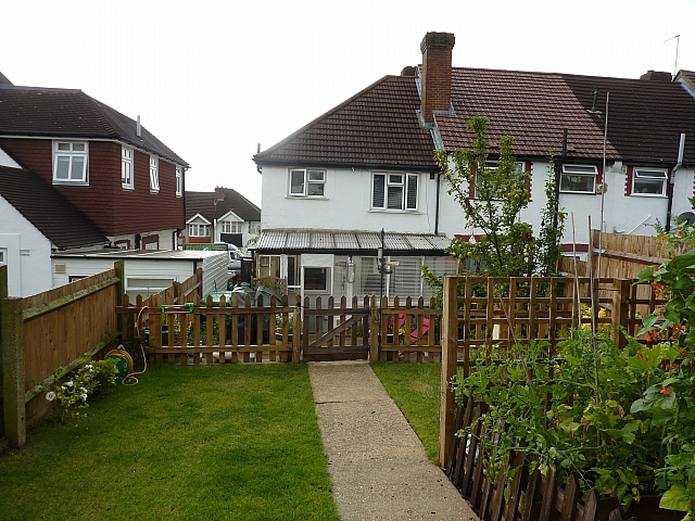  Image of 3 bedroom Terraced house to rent in Westmount Road London SE9 at Eltham  London, SE9 1NL