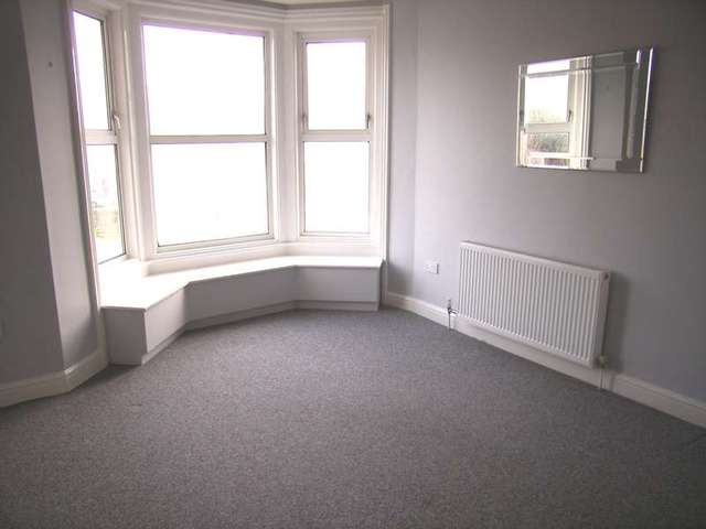  Image of 2 bedroom Flat to rent in Dorchester Road Weymouth DT4 at Weymouth, DT4 7JR