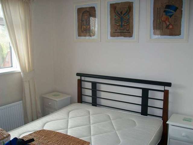  Image of 3 bedroom Terraced house to rent in Blackberry Lane Weymouth DT3 at Weymouth, DT3 5RZ