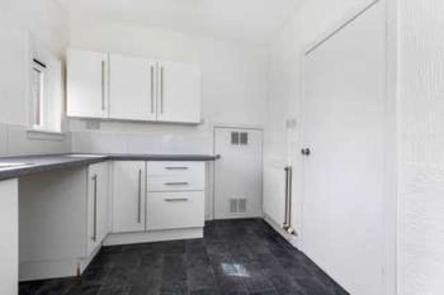  Image of 2 bedroom Flat for sale in Whirlbut Street Dunfermline KY11 at Whirlbut Street  Dunfermline, KY11 3AA