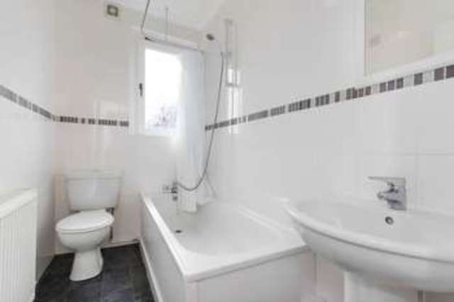  Image of 2 bedroom Flat for sale in Whirlbut Street Dunfermline KY11 at Whirlbut Street  Dunfermline, KY11 3AA