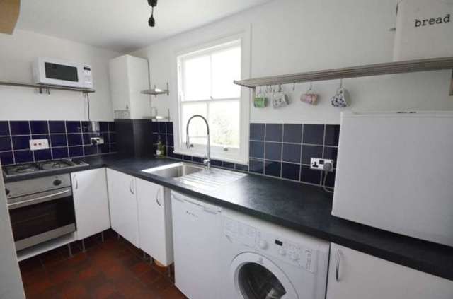  Image of 1 bedroom Flat to rent in Wickham Road London SE4 at Wickham Road  Brockley, SE4 1LS