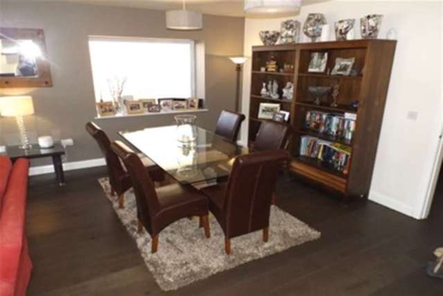  Image of 3 bedroom Bungalow to rent in Wildings Lane Lytham St. Annes FY8 at Lytham St. Annes, FY8 3RJ