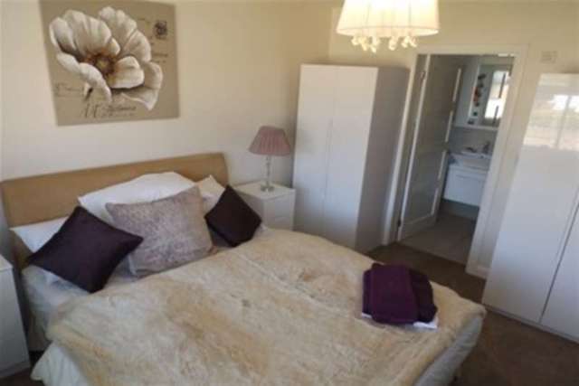  Image of 3 bedroom Bungalow to rent in Wildings Lane Lytham St. Annes FY8 at Lytham St. Annes, FY8 3RJ