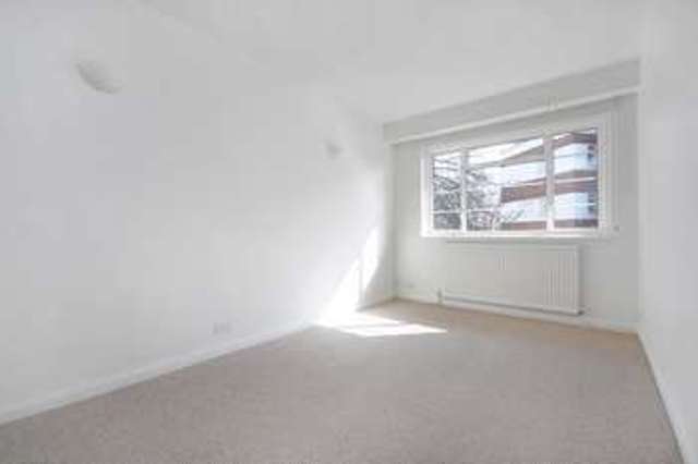  Image of 3 bedroom Flat to rent in Willesden Lane London NW6 at Willesden Green London Brondesbury Park, NW6 7PS