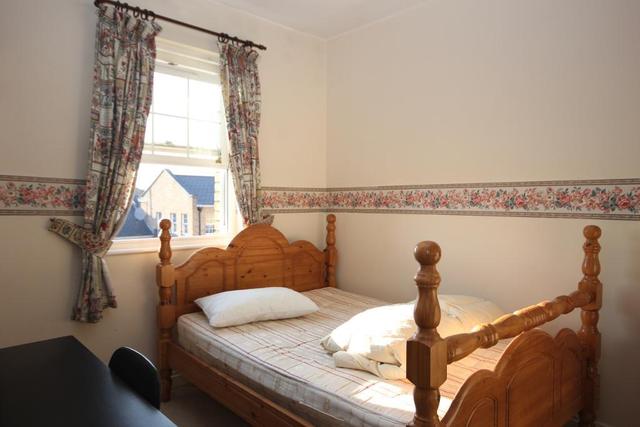  Image of 2 bedroom Flat to rent in William Square London SE16 at Rotherhithe Street  Canada Water, SE16 5XJ
