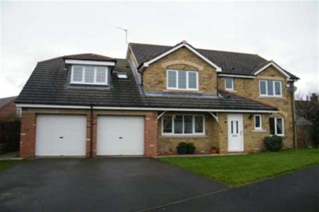 Image of 5 bedroom Detached house to rent in Priory Gardens Willington Crook DL15 at Crook, DL15 0UY