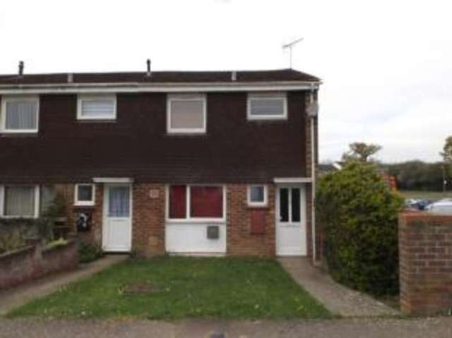  Image of 3 bedroom Detached house for sale in Humber Road Witham CM8 at Witham Essex Chipping Hill, CM8 1TG