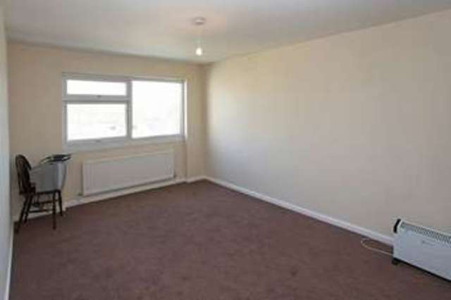  Image of 4 bedroom Terraced house to rent in Woodcroft Telford TF7 at Woodcroft Woodside Telford, TF7 5NE