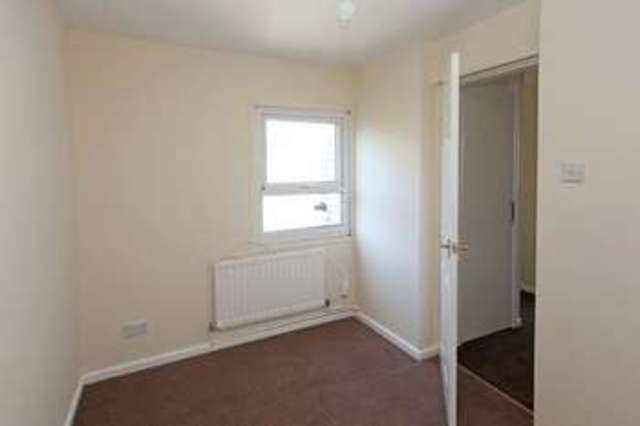  Image of 4 bedroom Terraced house to rent in Woodcroft Telford TF7 at Woodcroft Woodside Telford, TF7 5NE