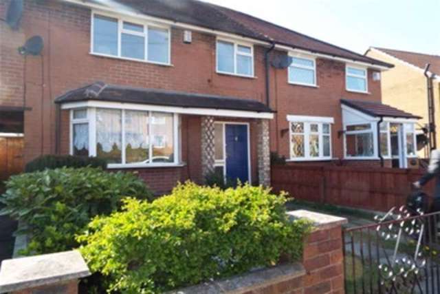  Image of 3 bedroom Terraced house to rent in Woodward Road Prestwich Manchester M25 at Manchester, M25 9TZ