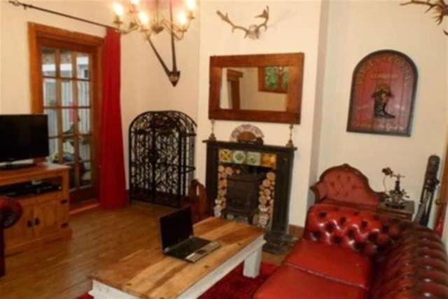  Image of 3 bedroom Detached house to rent in Sandy Hill Road London SE18 at London, SE18 6SA