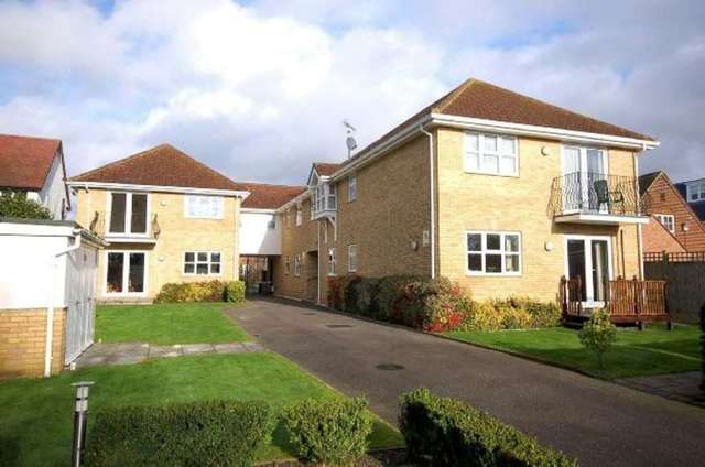  Image of 2 bedroom Apartment for sale in Rayleigh Road Hutton Brentwood CM13 at Wrights Court  Hutton, CM13 1LY