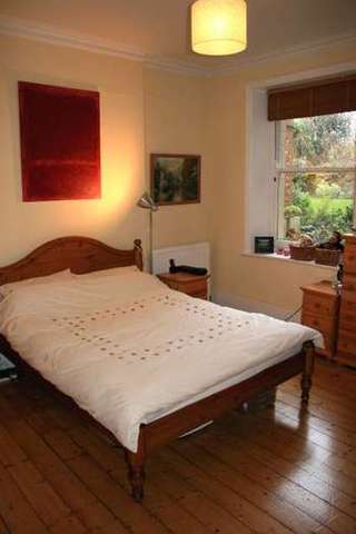  Image of 2 bedroom Flat to rent in Honeybourne Road London NW6 at West Hampstead London West Hampstead, NW6 1JF