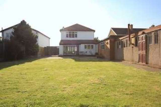  Image of 3 bedroom Detached house for sale in Yew Tree Road Hunts Cross Liverpool L25 at Yew Tree Road Hunts Cross Liverpool, L25 9QU