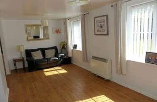  Image of 2 bedroom Flat for sale in Parkside Mews Stanley Road Whitefield Manchester M45 at Parkside Mews Off Stanley Road Whitefield, M45 8QD