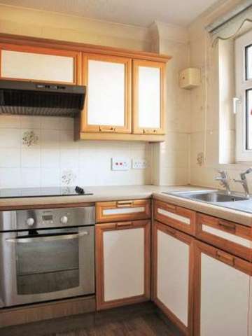  Image of 1 bedroom Flat for sale in Whitestone Court Innerleithen Road Peebles EH45 at Whitestone Court Innerleithen Road Peebles, EH45 8BN