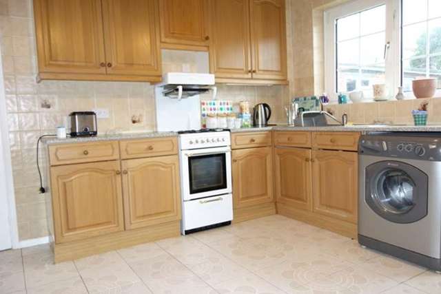  Image of 2 bedroom Bungalow to rent in Daisy Croft Lea Preston PR2 at Daisy Croft Lea Preston, PR2 1RU