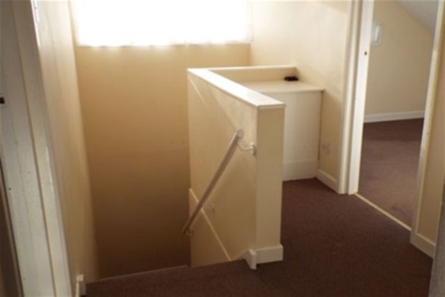  Image of 2 bedroom Flat to rent in Morley Road Southbourne Bournemouth BH5 at Bournemouth, BH5 2JJ