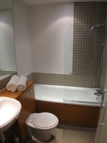  Image of 2 bedroom Apartment to rent in City Road London EC1V at Clerkenwell London Goswell Road, EC1V 2PR