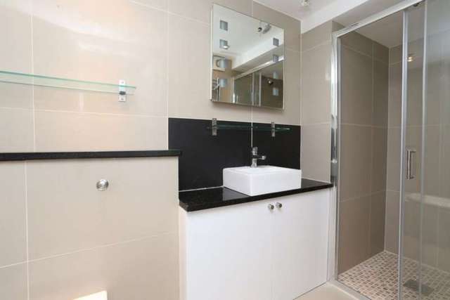  Image of 1 bedroom Detached house to rent in Prime Meridian Walk London E14 at Prime Meridian Walk  London, E14 2AB