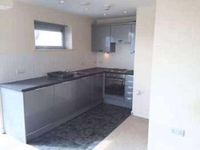  Image of 2 bedroom Flat to rent in Bramall Lane Sheffield S2 at 323 Bramall Lane  Sheffield, S2 4RR