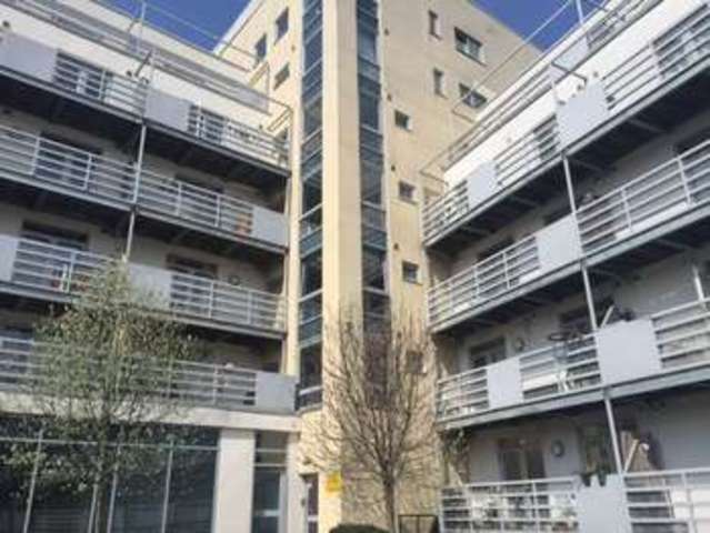  Image of 2 bedroom Flat to rent in Bramall Lane Sheffield S2 at 323 Bramall Lane  Sheffield, S2 4RR