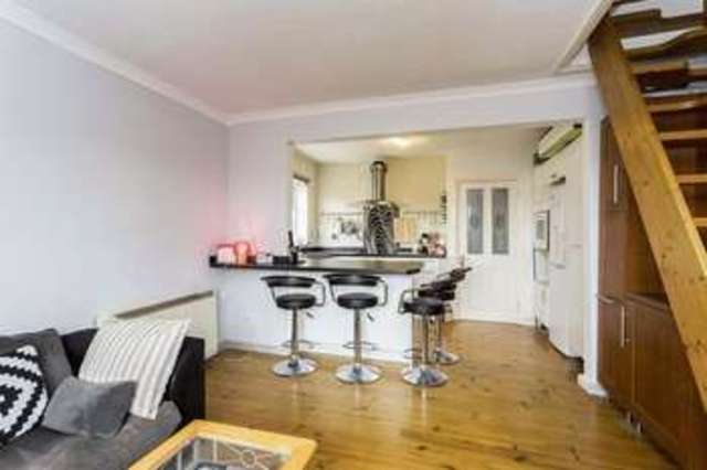  Image of 1 bedroom Flat for sale in Westridge Road Southampton SO17 at 49 Westridge Road Portswood Southampton, SO17 2HP