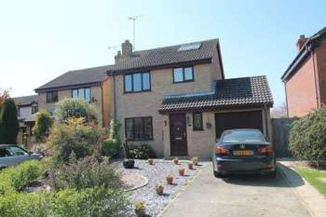  Image of 3 bedroom Property for sale in Meades Close Marden Tonbridge TN12 at Meades Close  Marden, Tonbridge, TN12 9QG