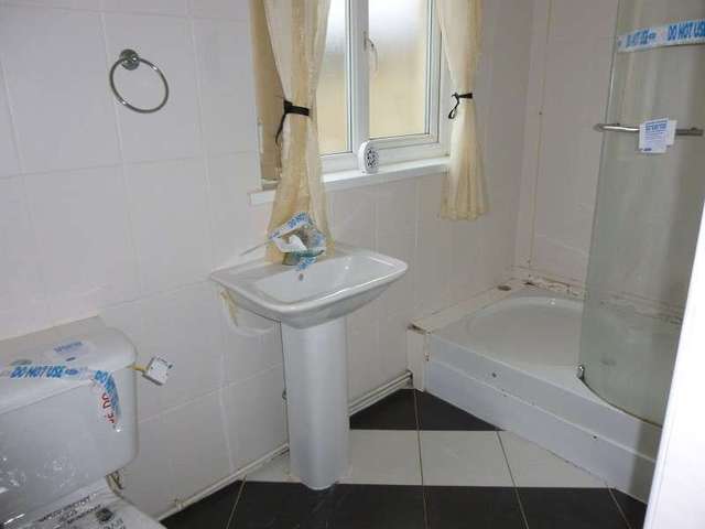  Image of 3 bedroom End of Terrace for sale in Sandfields Road Aberavon Port Talbot SA12 at Sandfields Road  Port Talbot, SA12 6LR