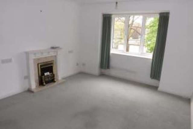 Image of 2 bedroom Retirement Property for sale in Reigate Hill Reigate RH2 at 83-85 Reigate Hill Reigate Reigate, RH2 9NF