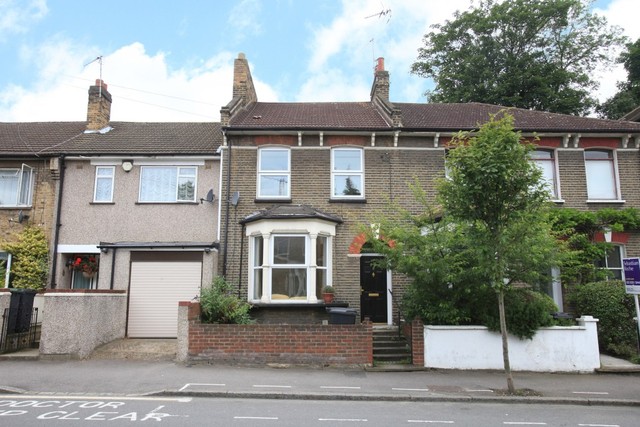  Image of 4 bedroom Terraced house to rent in Algernon Road London SE13 at Algernon Road  London, SE13 7AT