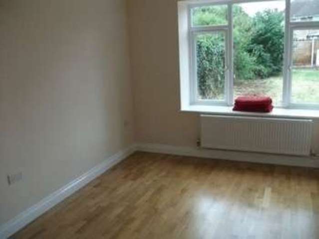  Image of 1 bedroom Flat to rent in Appleford Drive Abingdon OX14 at Appleford Drive  Abingdon, OX14 2BZ