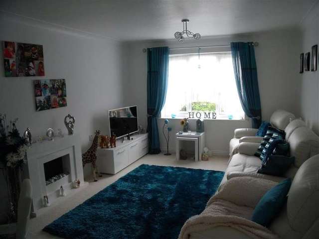  Image of 2 bedroom Retirement Property for sale in Arundel Road Angmering Littlehampton BN16 at Angmering West Sussex Angmering, BN16 4NQ