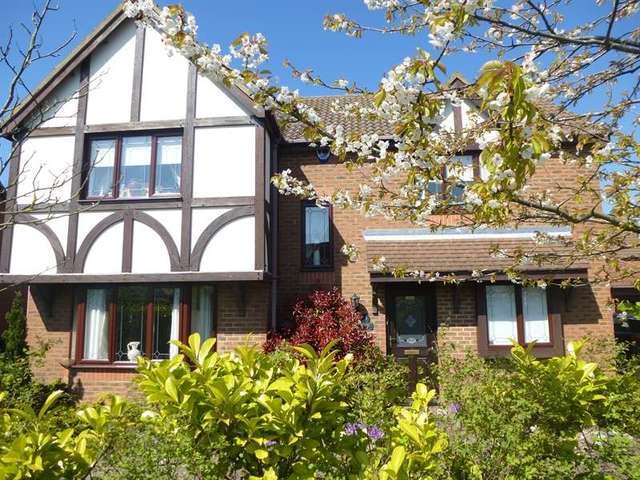  Image of 4 bedroom Detached house for sale in Badgers Gate Dunstable LU6 at Church End, LU6 2BF