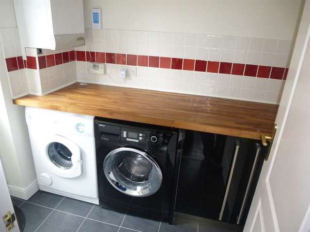 Image of 4 bedroom Detached house for sale in Badgers Gate Dunstable LU6 at Church End, LU6 2BF