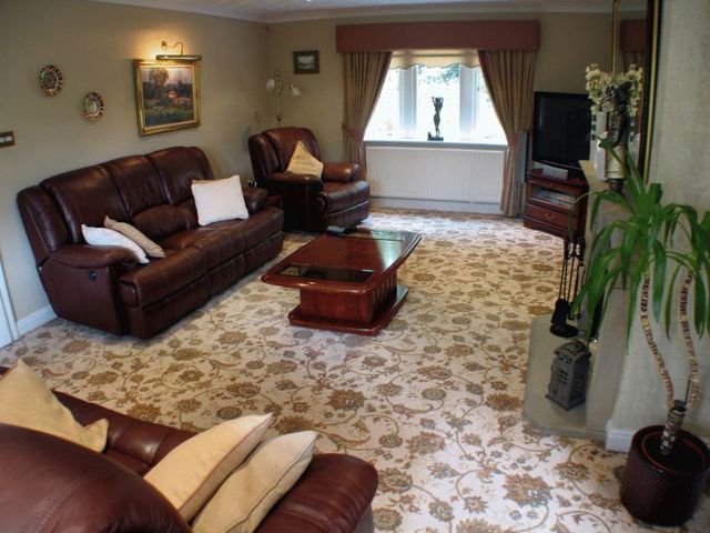  Image of 4 bedroom Detached house for sale in Ball Grove Drive Colne BB8 at Ball Grove Drive Array Winewall, BB8 7HY