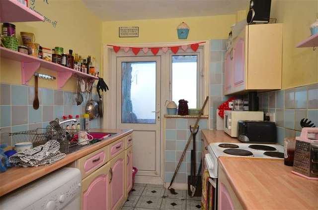  Image of 3 bedroom Terraced house for sale in Barnett Road Brighton BN1 at Hollingdean Brighton Brighton, BN1 7GJ