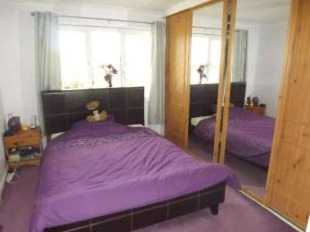  Image of 4 bedroom Semi-Detached house for sale in Cedar Way Basingstoke RG23 at Basingstoke Hampshire Wootton St Lawrence, RG23 8NG