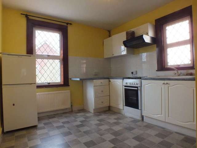  Image of 1 bedroom Flat to rent in Basingstoke Road Reading RG2 at Reading Berkshire Whitley, RG2 0ET
