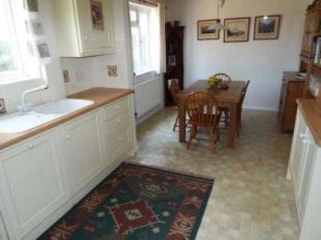  Image of 3 bedroom Semi-Detached house for sale in Pinewood Close Baughurst Tadley RG26 at Baughurst Tadley Heath End, RG26 5NR