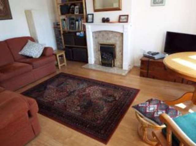  Image of 3 bedroom Semi-Detached house for sale in Pinewood Close Baughurst Tadley RG26 at Baughurst Tadley Heath End, RG26 5NR
