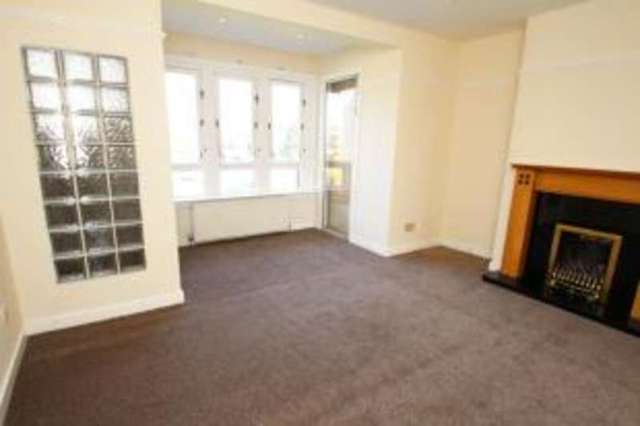  Image of 3 bedroom Flat for sale in Bearsden Road Anniesland Glasgow G13 at Anniesland Glasgow Partick, G13 1YN