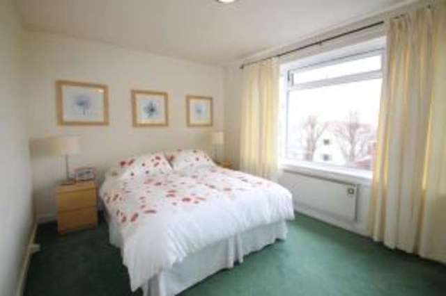  Image of 2 bedroom Flat for sale in Beech Avenue Glasgow G41 at Dumbreck Glasgow Glasgow, G41 5BY